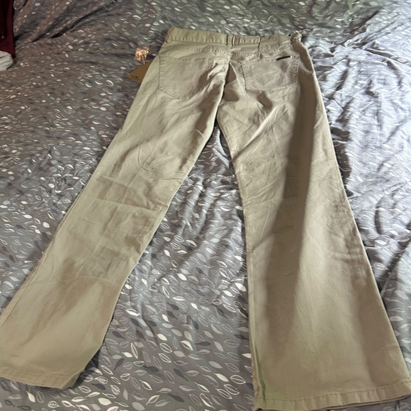 50% off original listed price Ladies stretch pants - Picture 3 of 3